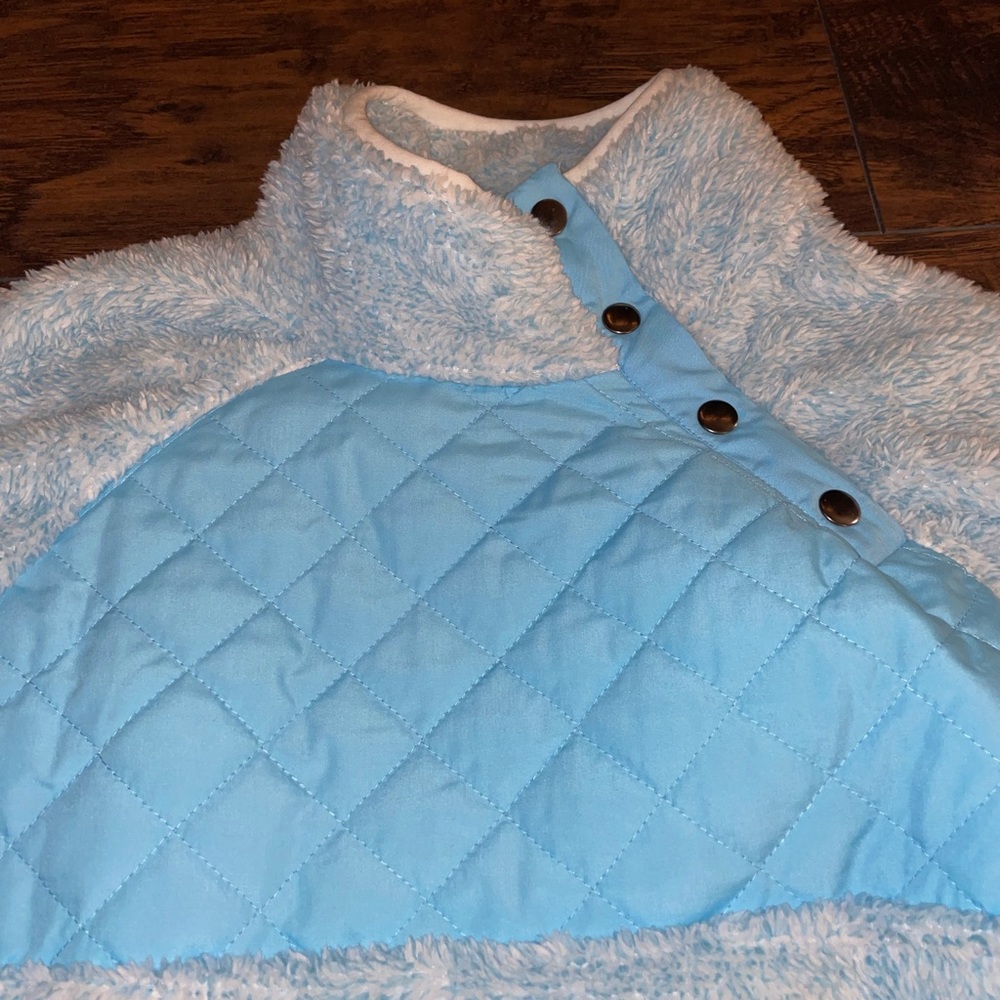 Women’s Viishow Quilted Fleece Pullover - Picture 2 of 6